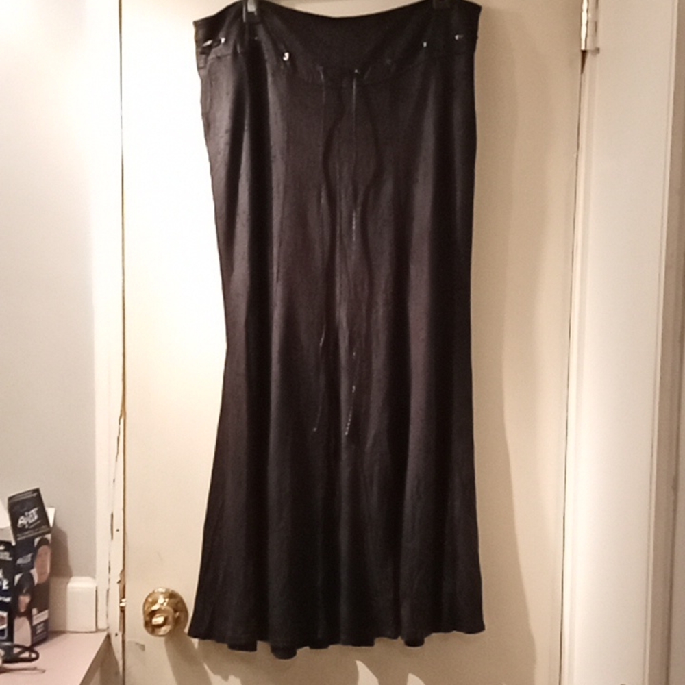 Ivriz Black Maxi Skirt Size 46